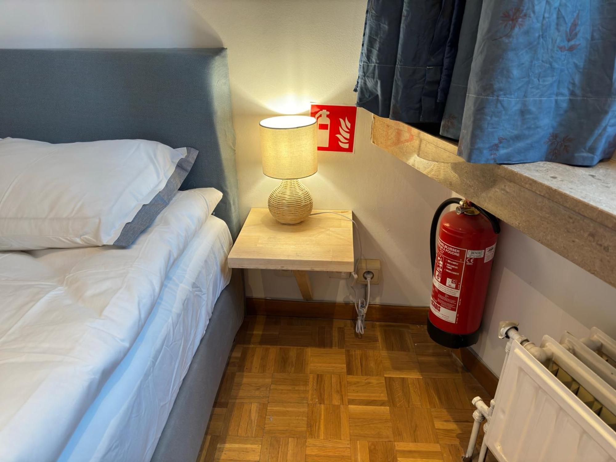 Two Bedroom Loft In The City Center By The Meir アントウェルペン エクステリア 写真