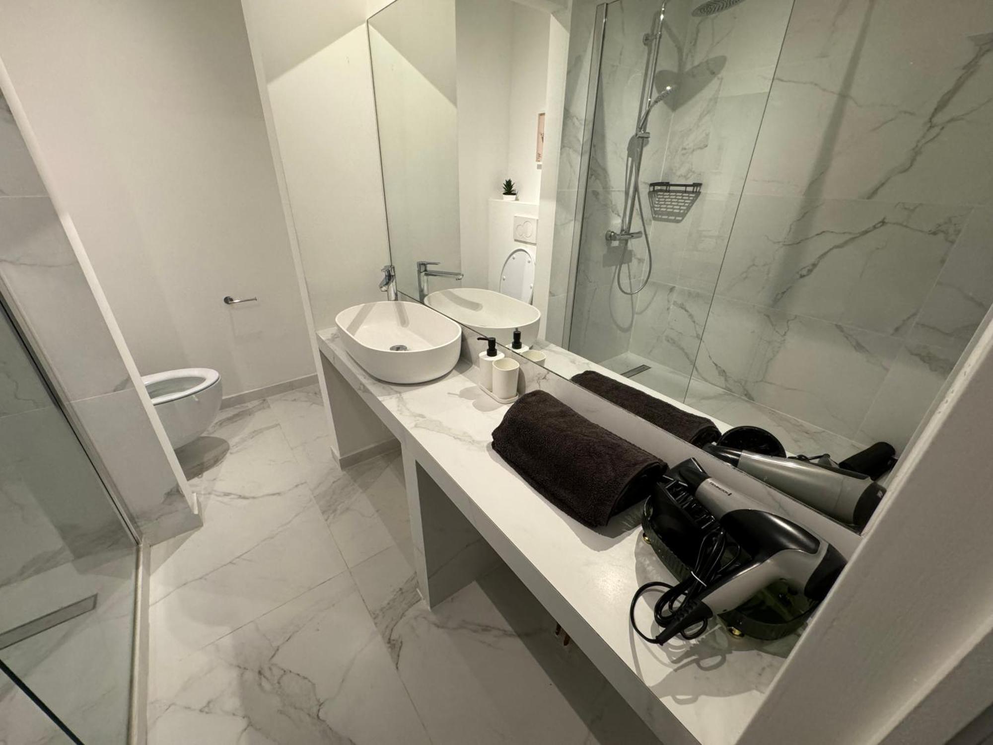 Two Bedroom Loft In The City Center By The Meir アントウェルペン エクステリア 写真