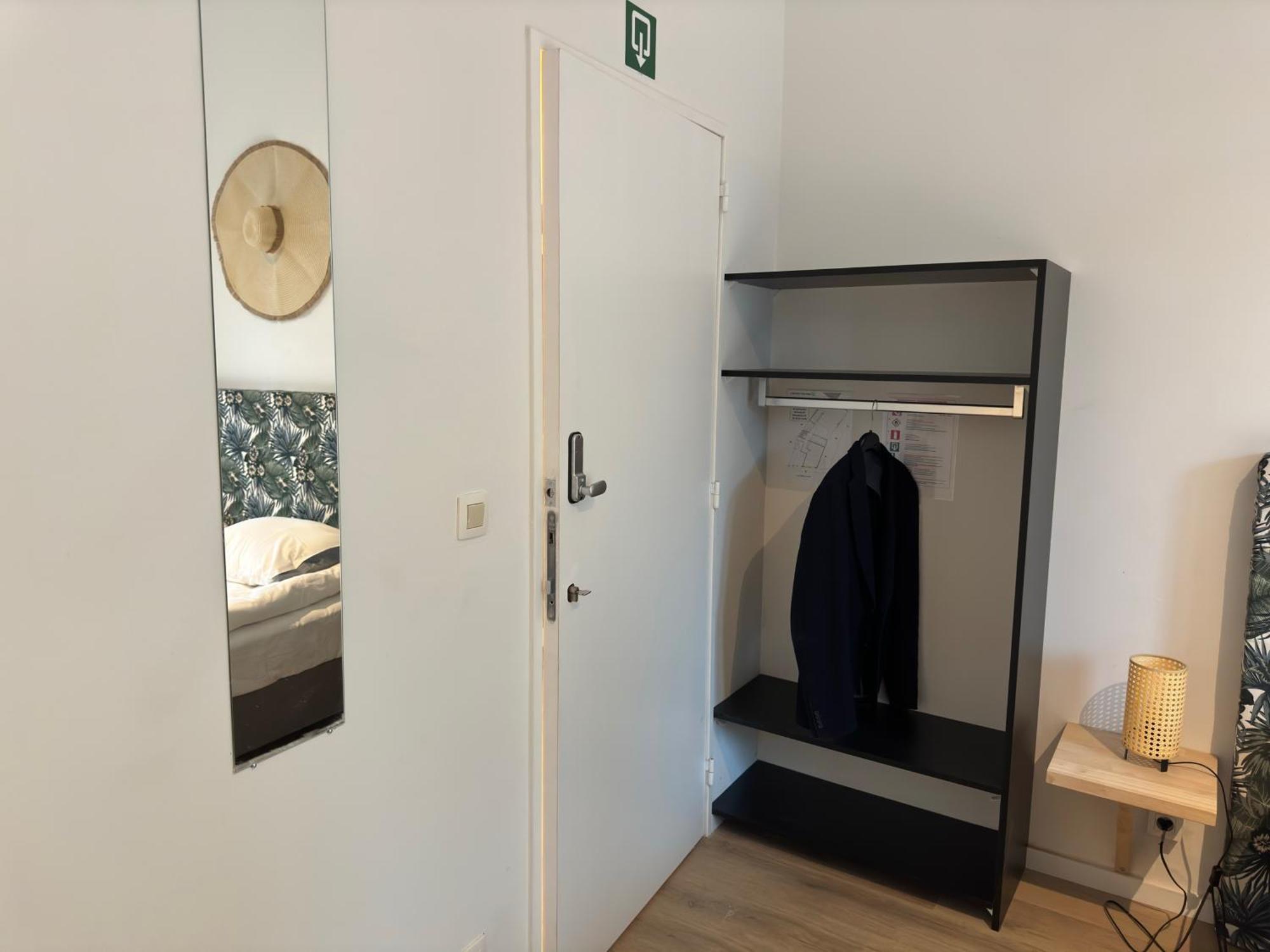 Two Bedroom Loft In The City Center By The Meir アントウェルペン エクステリア 写真