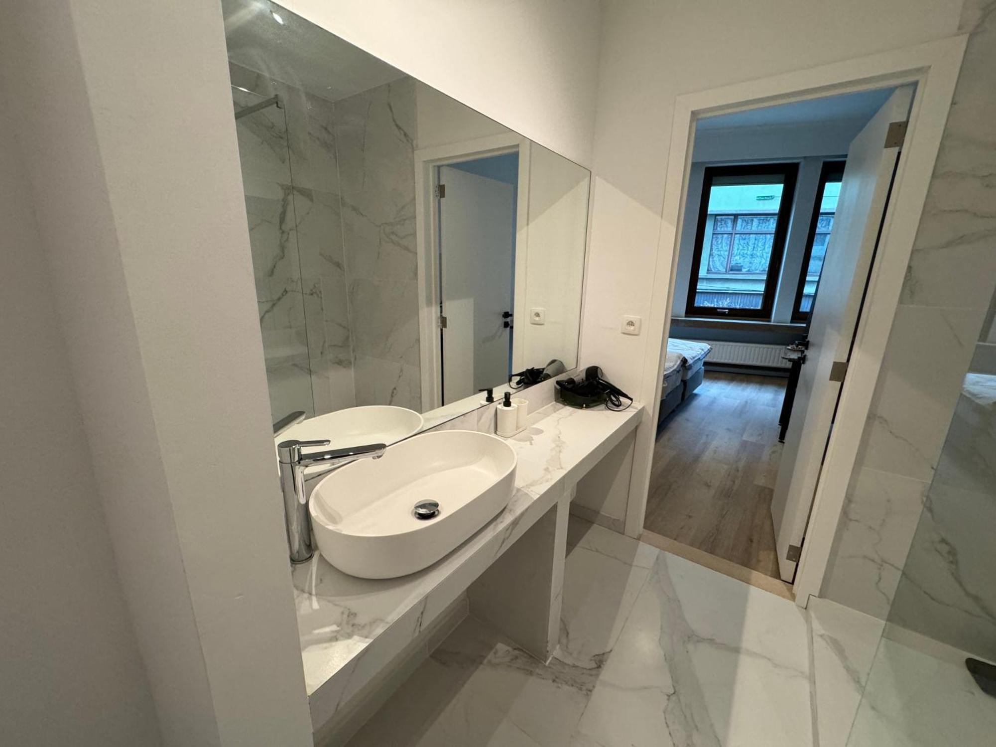 Two Bedroom Loft In The City Center By The Meir アントウェルペン エクステリア 写真