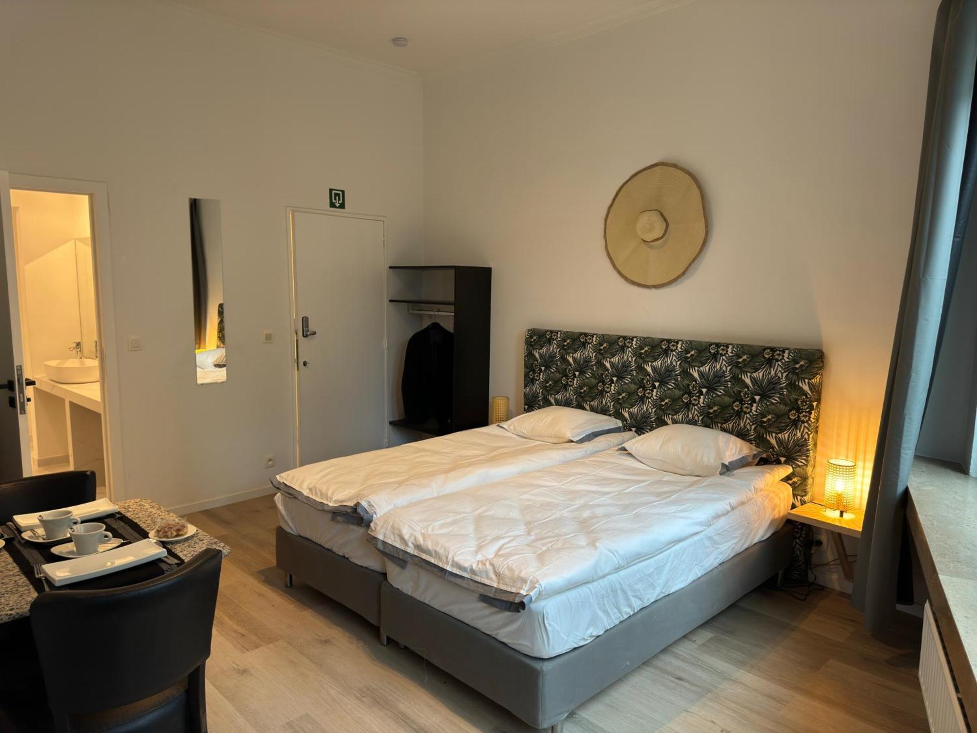 Two Bedroom Loft In The City Center By The Meir アントウェルペン エクステリア 写真