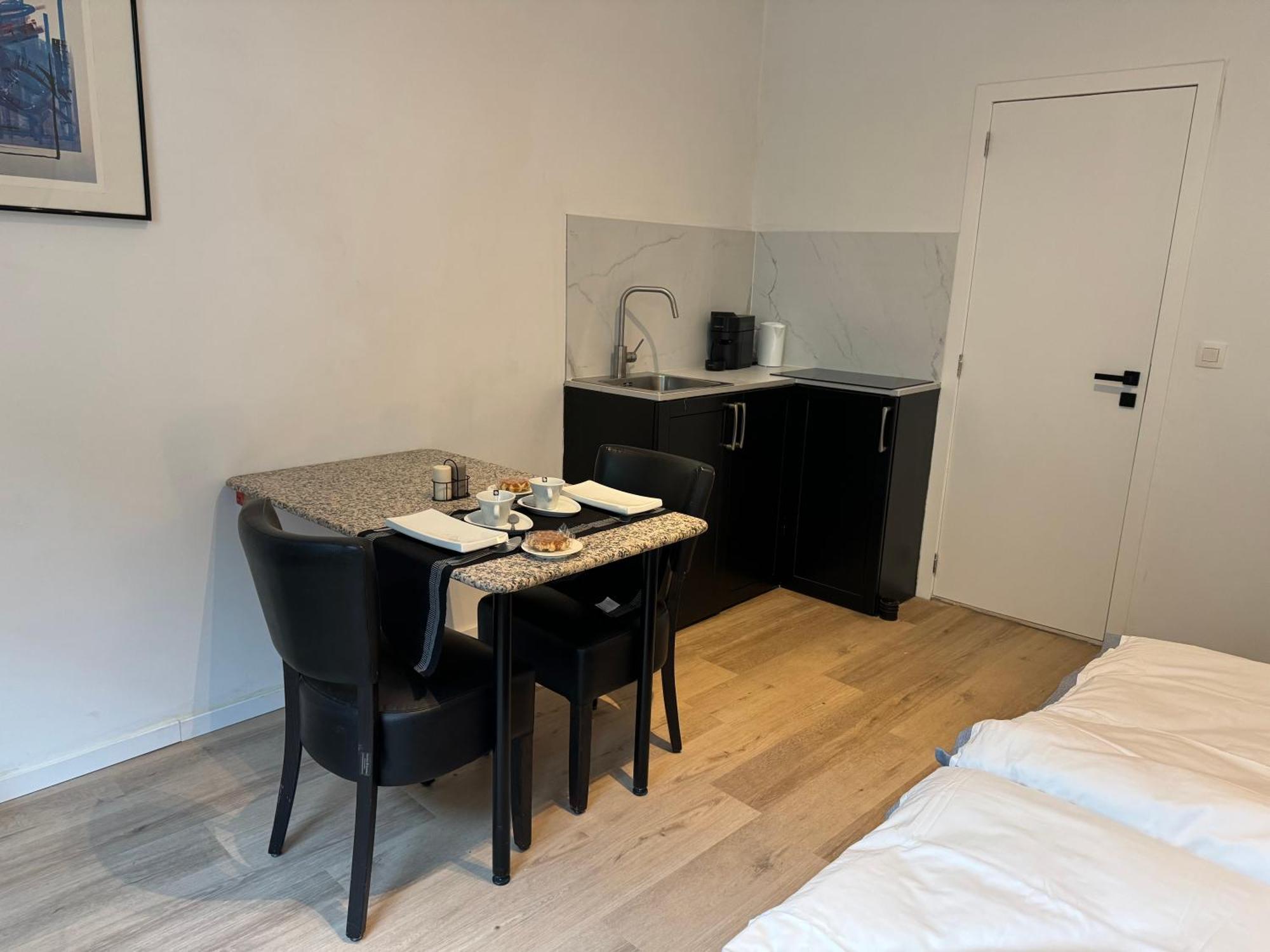 Two Bedroom Loft In The City Center By The Meir アントウェルペン エクステリア 写真