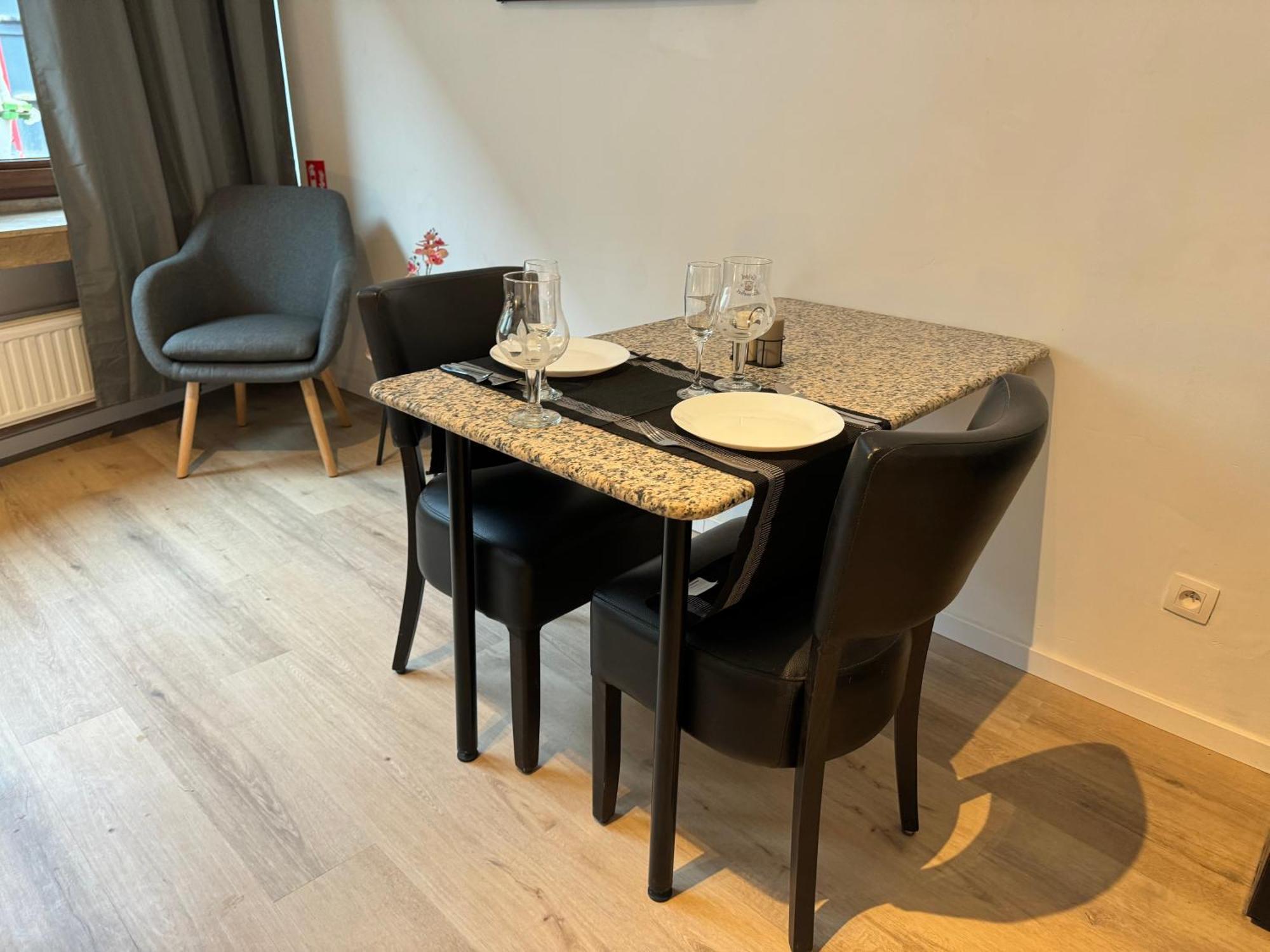 Two Bedroom Loft In The City Center By The Meir アントウェルペン エクステリア 写真